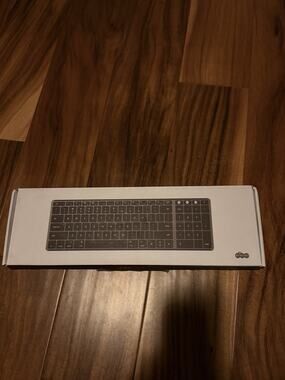 Seenda Wireless Bluetooth Keyboard Full Size Numeric Keypad Multi-Device NEW
